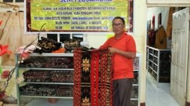 Ina Ndao Tenun Ikat