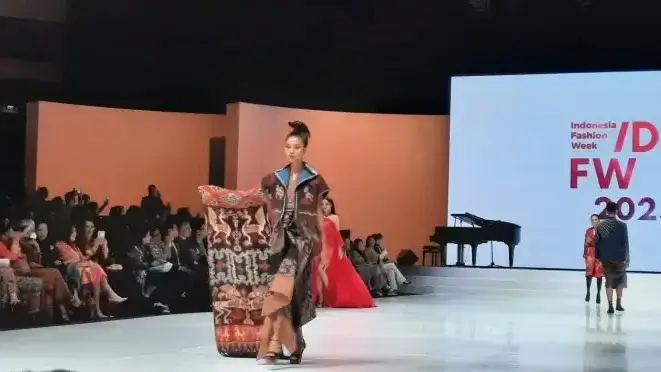 Indonesia Fashion Week 2023