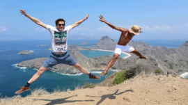 Pulau Padar : Pesona Perbukitan dan Pantai Memukau di Taman Nasional Komodo