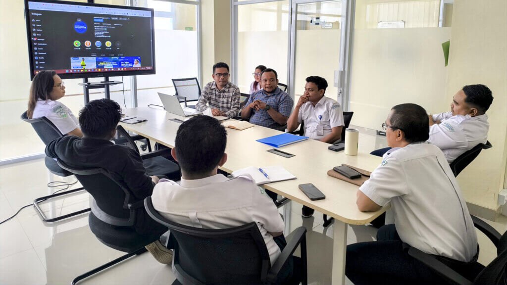 Kolaborasi wujudkan Smart Tourism bersama BMKG NTT Tim eastnusatenggara sedang menjelaskan maksud ingin bekerjasama dengan BMKG NTT