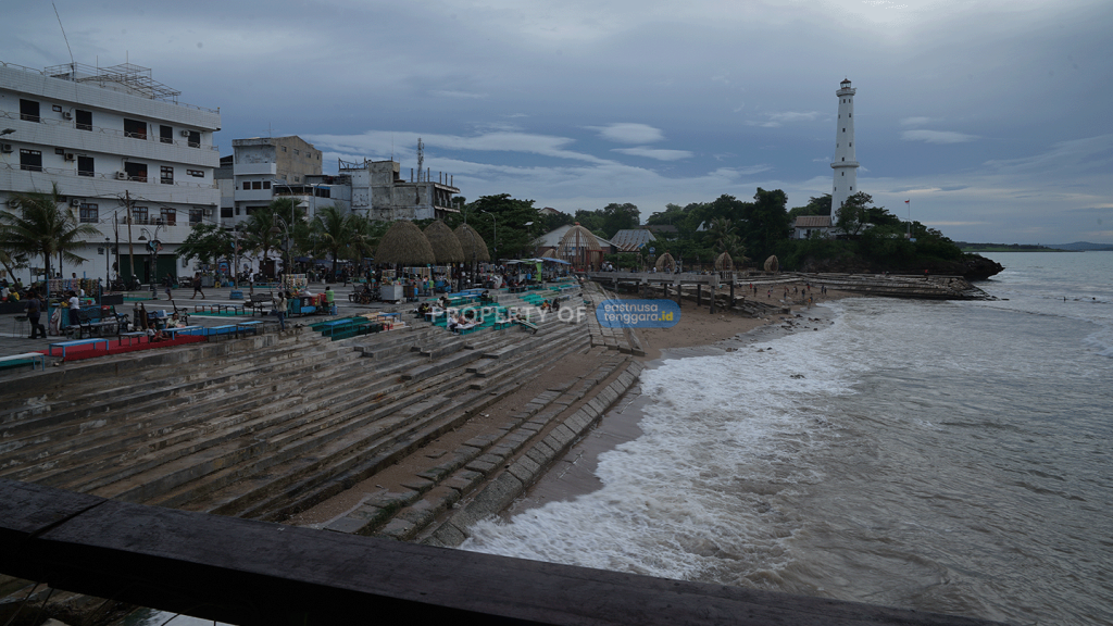 Motret Tunggu Maghrib di Kota Lama Kupang, Pemicu Awal Berkumpulnya Kembali Komunitas Fotografi 3 LLBK Kota Lama Kupang selalu menjadi daya tarik bagi warga