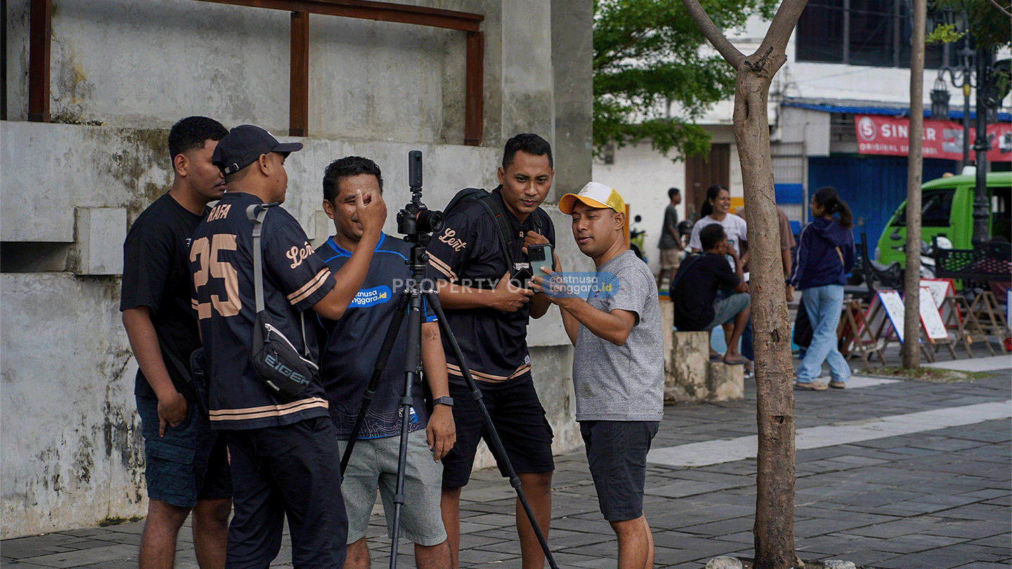 kawasan ini sering menjadi tempat berkumpul masyarakat maupun komunitas kreatif