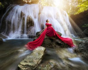 Air Terjun Oenesu Kupang Biasanya Kami Memburu Alam, Hari Ini Alam Jadi Panggung